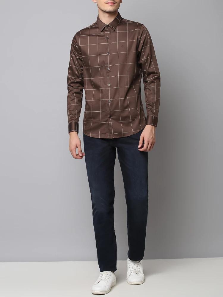 brown checked collar shirt