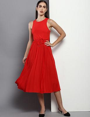 round neck tank pleated drees