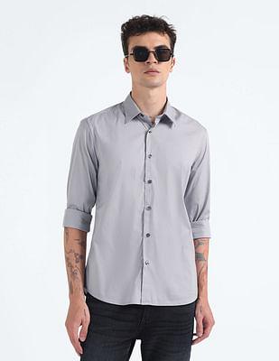 spread collar slim fit shirt