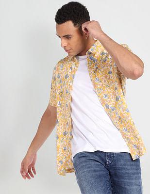 short sleeve floral print shirt