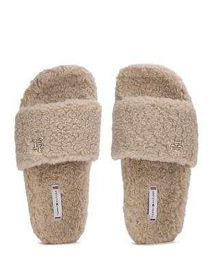 women sherpa pool slides