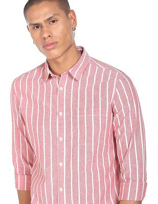 men red oxford vertical stripe cotton casual shirt