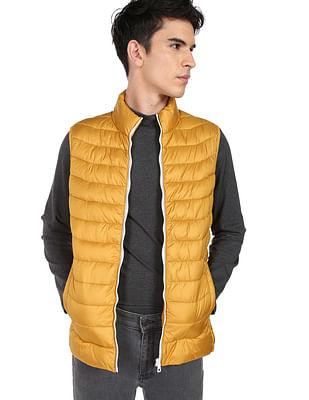 sleeveless high neck quilted jacket