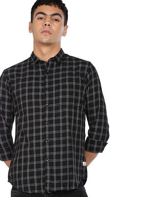 men black twill weave windowpane check casual shirt