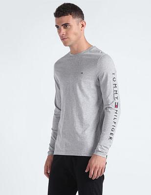 embroidered logo long sleeve t-shirt