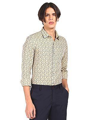 slim fit floral print shirt