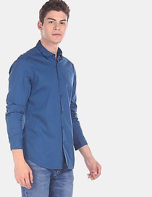 men blue spread collar solid casual shirt