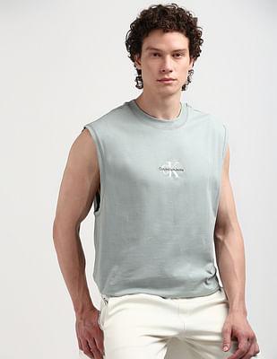 sustainable sleeveless relaxed t-shirt