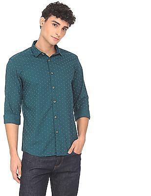 men dark green barrel cuff printed casual shirt