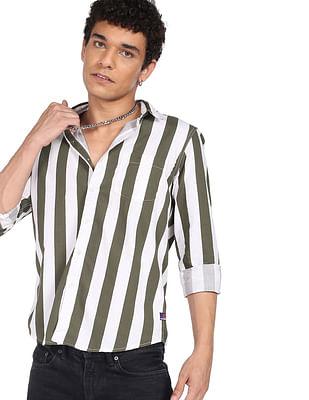 men white and olive cotton vertical stripe casual shirt