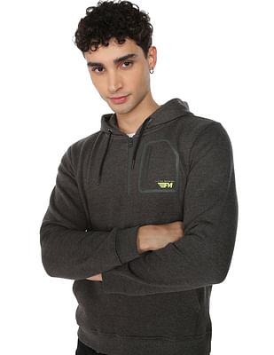 men charcoal heathered hooded sweatshirt