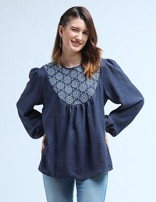 loose fit yoke embroidered top