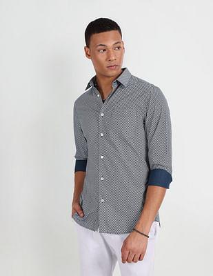 geometric print slim fit casual shirt