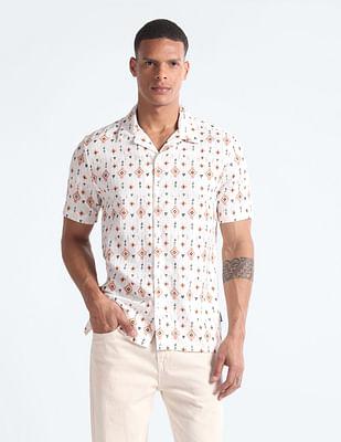 motif print seersucker relaxed shirt