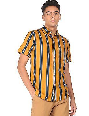 short sleeve striped shirt