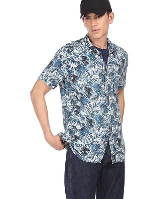 men blue short sleeve printed casual shirt