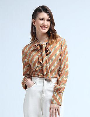 geometric print bow tie top