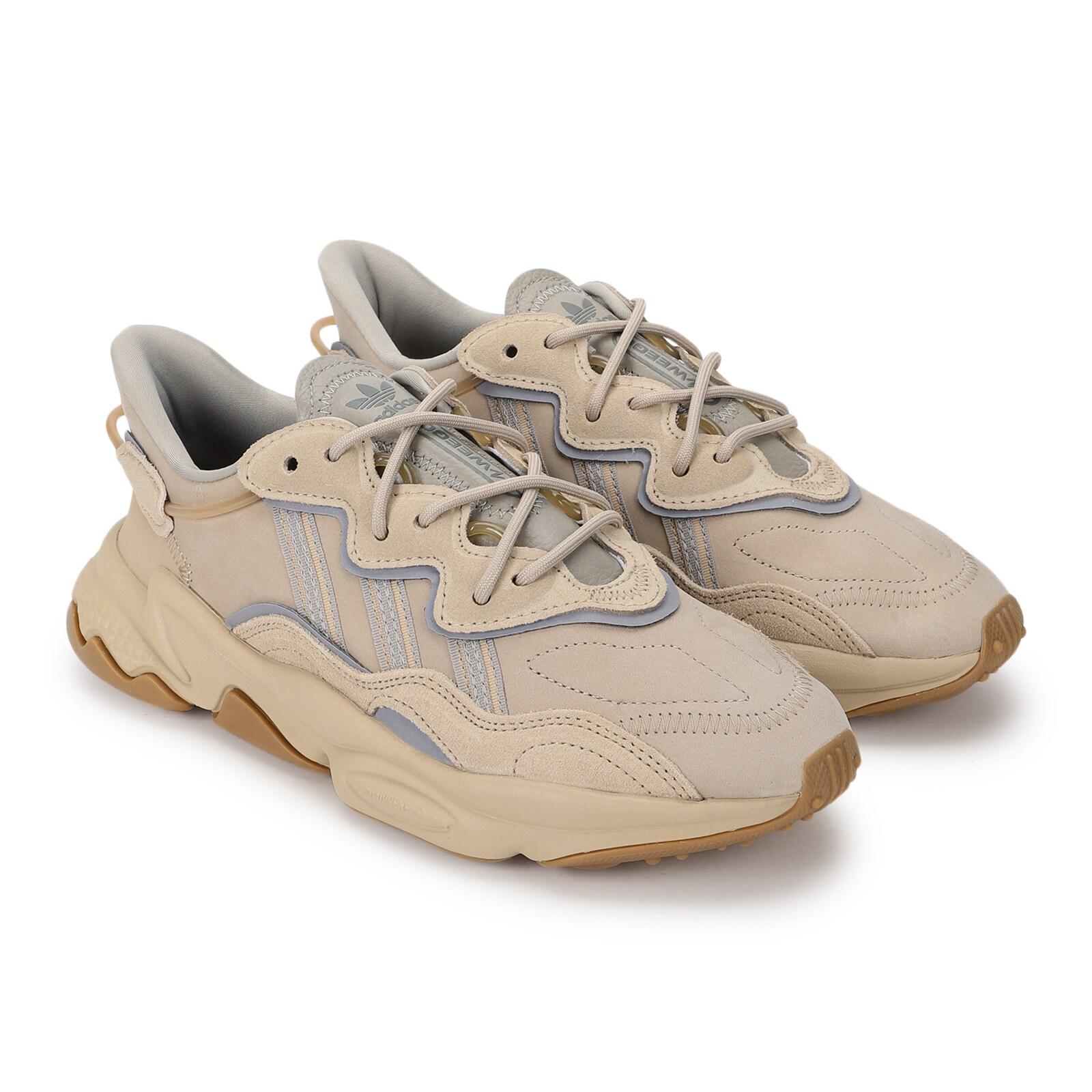 men-beige-ozweego-shoes