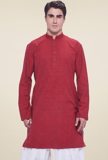 manyavar maroon cotton mandarin collar kurta