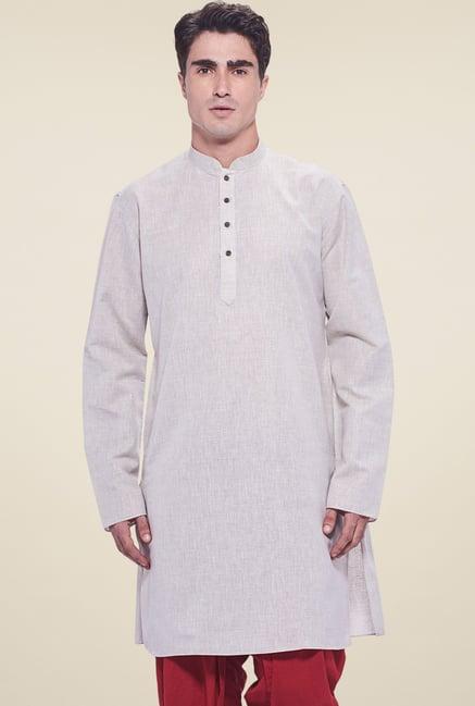 manyavar off-white mandarin collar kurta