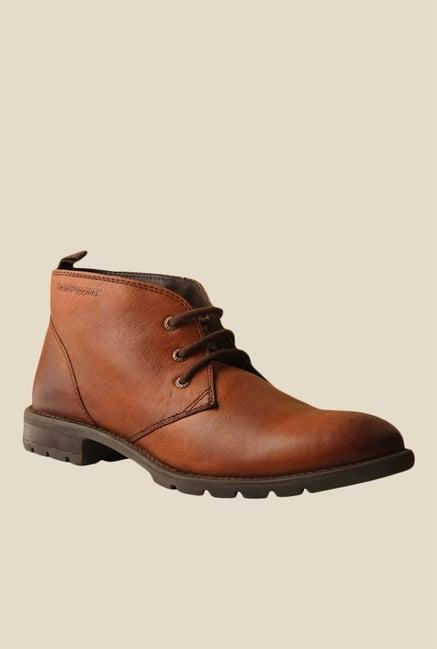 hush puppies men's carlos mid cut tan chukka boots