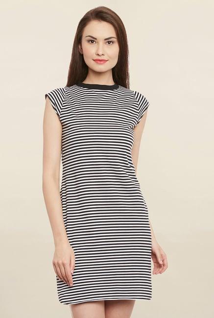 miss chase black striped dress