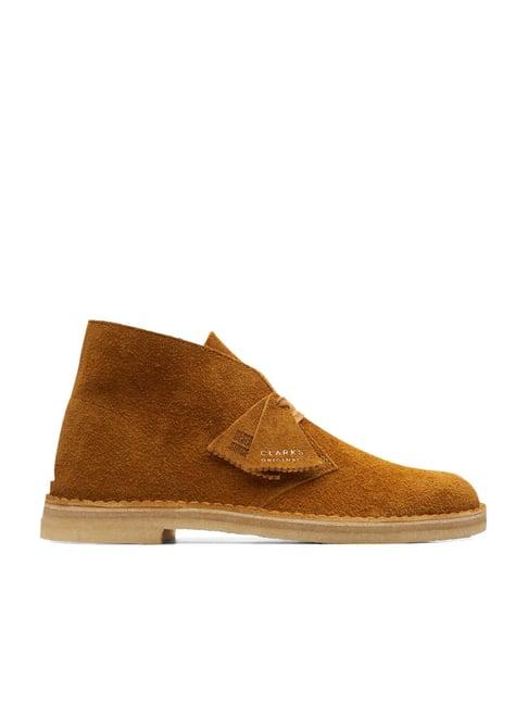 clarks men's desert  mustard chukka boots