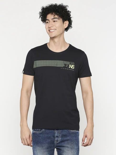 underjeans by spykar black regular fit printed t-shirt