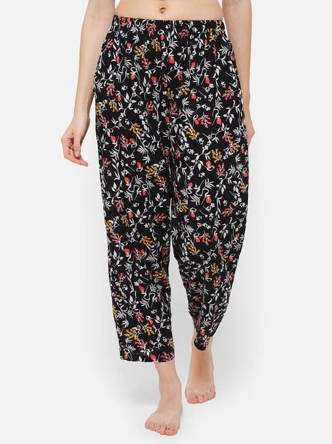 clovia black cotton floral print pyjamas