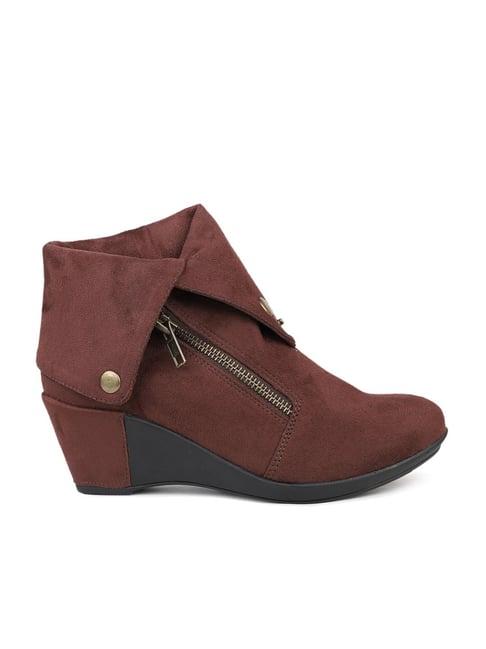 inc.5 women's brown wedge booties