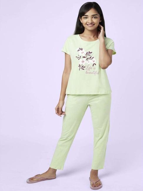 yu by pantaloons green cotton graphic print top pyjama set