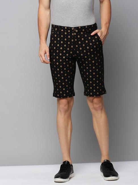 showoff black regular fit printed shorts