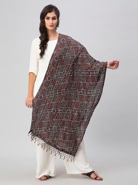 aditi wasan black printed dupatta