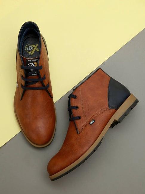 id men's tan chukka boots