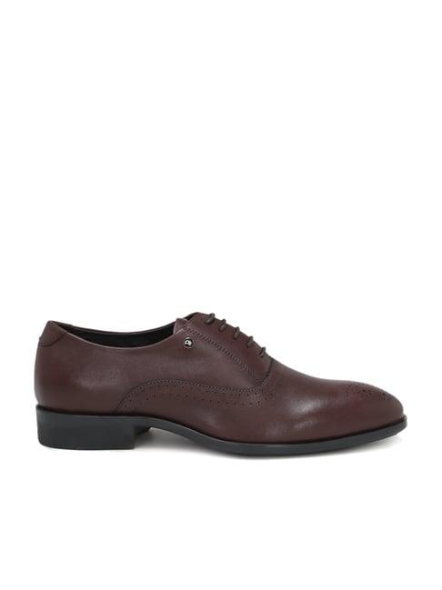 peter england men's maroon oxford shoes