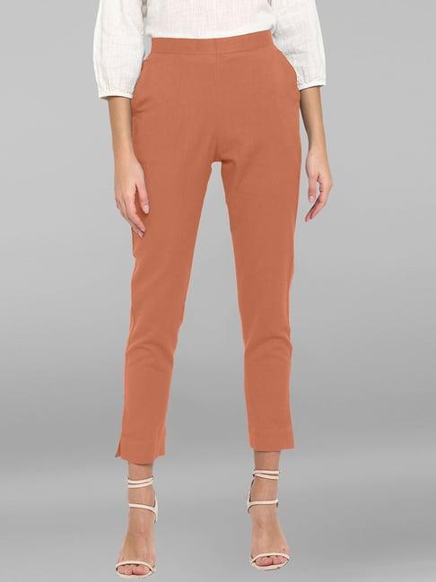 janasya peach regular fit mid rise pants