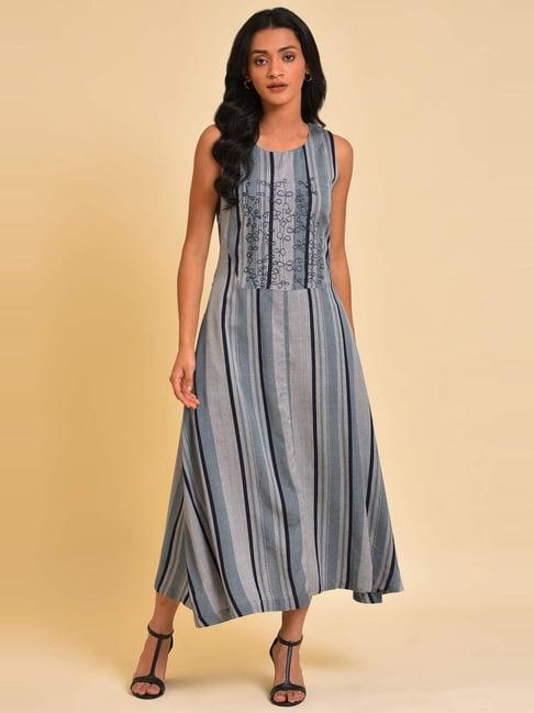 w blue embroidery maxi dress