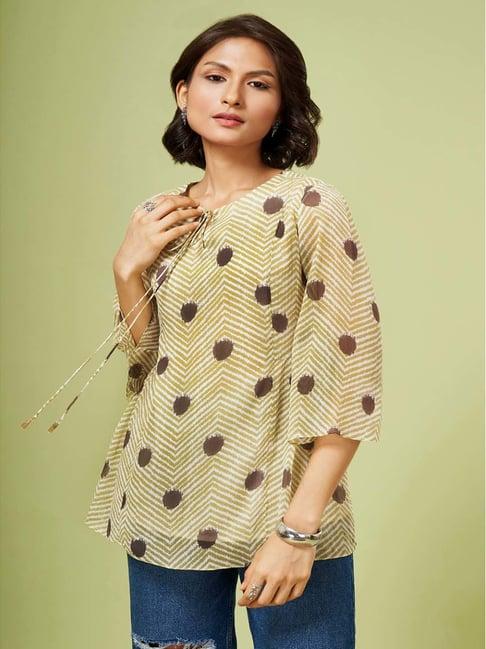 marigold lane olive green printed top