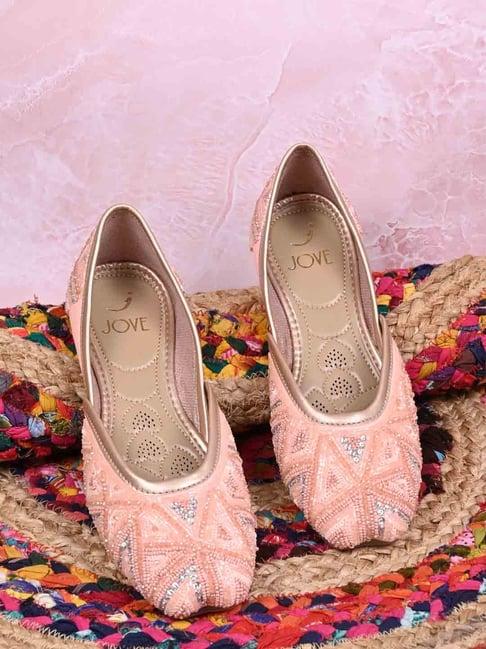 jove women's pink ethnic juttis