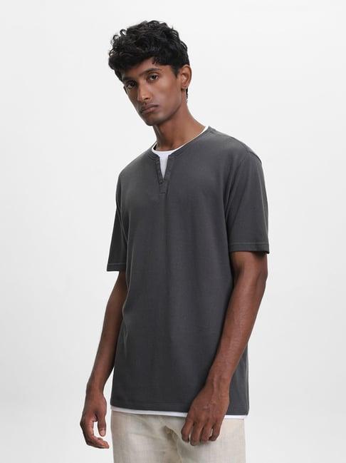 eta by westside solid charcoal-colored slim fit t-shirt