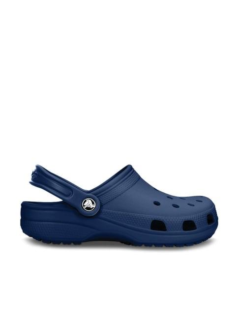 crocs men's classic navy back strap clogs