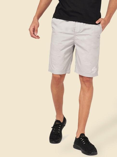 urban ranger by pantaloons stone white cotton slim fit shorts