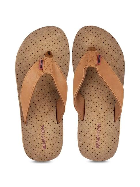 united colors of benetton men's camel flip flops