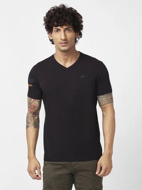 spykar black slim fit printed t-shirt