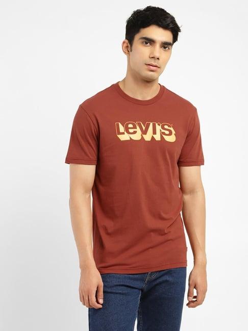 levi's brown cotton regular fit logo printed t-shirt