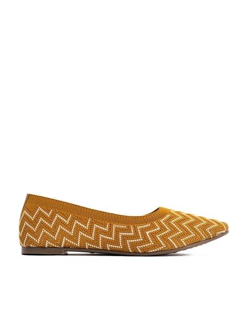 cleo by khadims women's yellow flat ballets