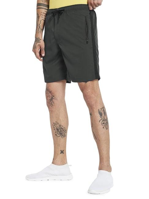 octave graphite grey cotton regular fit shorts