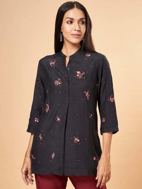 marigold lane black embroidered tunic