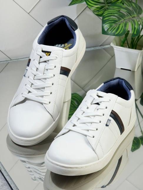 id men's white casual sneakers