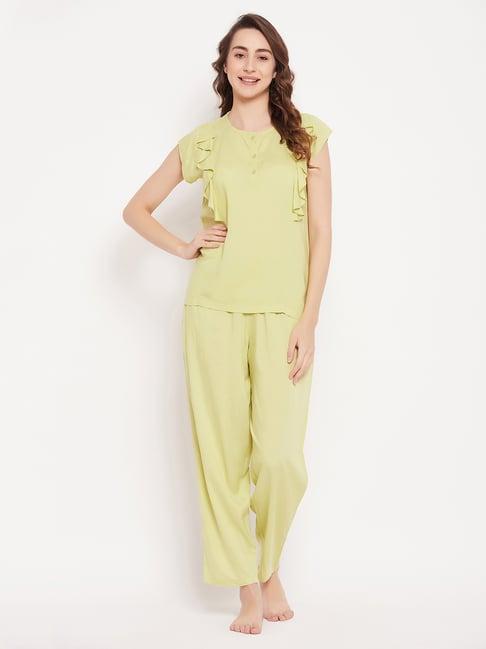 clovia light green top with pyjamas